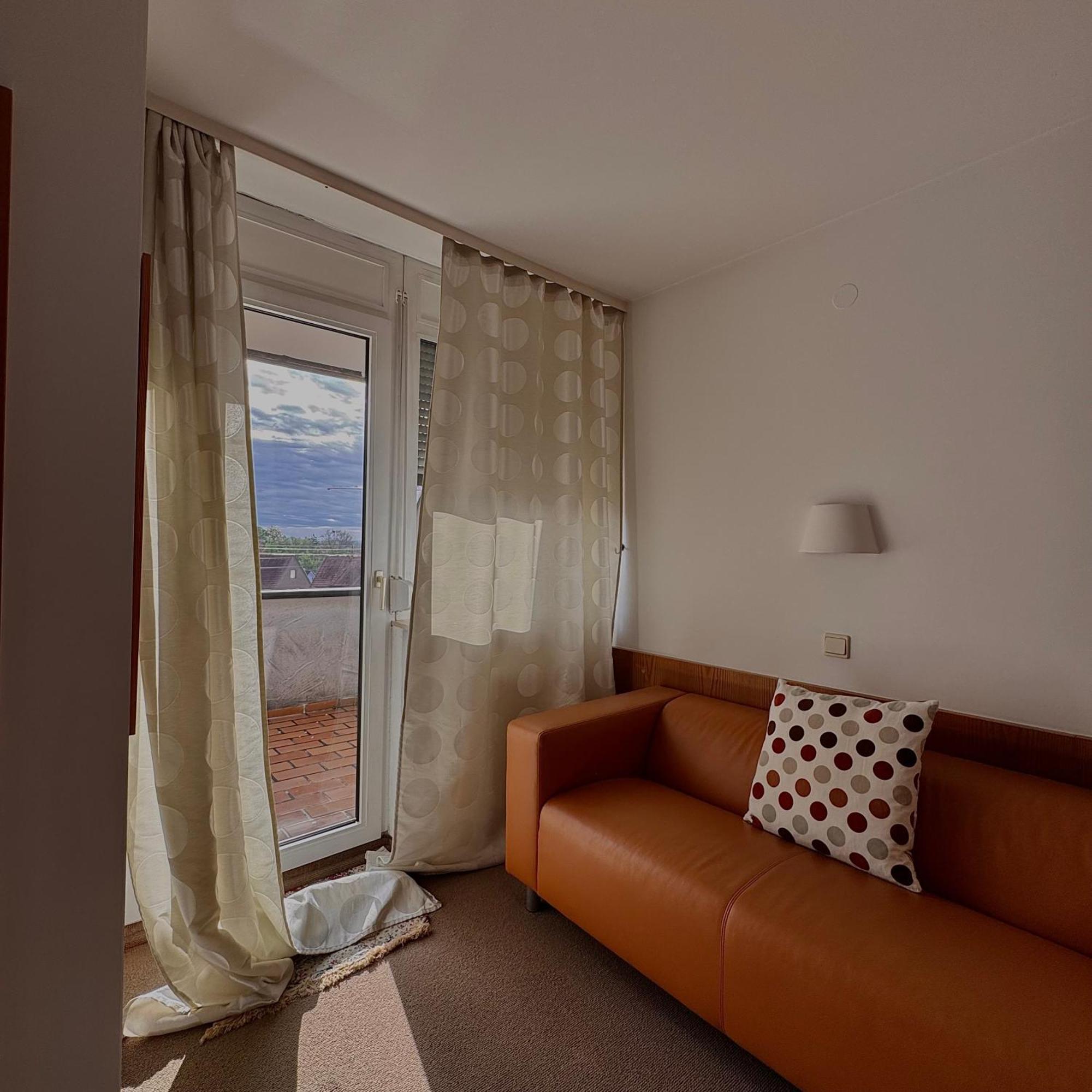 Hotel Milu Ludwigsburg Bagian luar foto