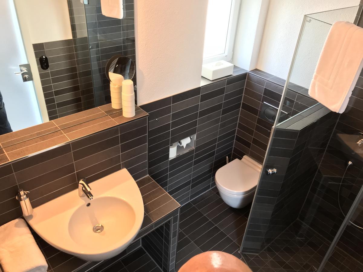 Hotel Milu Ludwigsburg Bagian luar foto