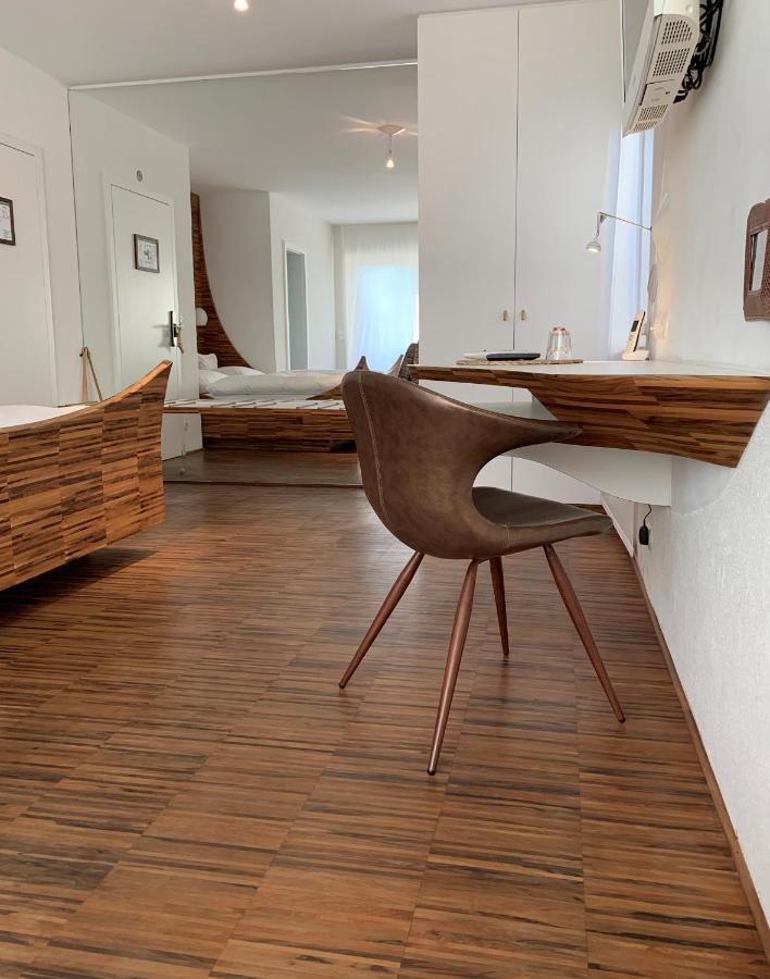 Hotel Milu Ludwigsburg Bagian luar foto
